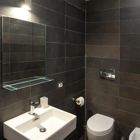 Hostmate - Milano- Savona - Tortona