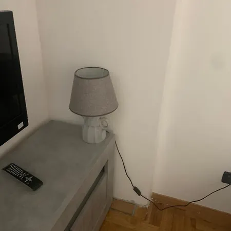 New Luxury Apartment, City Center Milánó