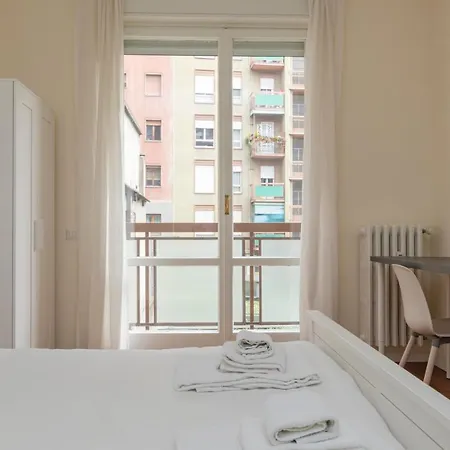 Joivy Modern 2bed Flat With Balcony, 250m From M5 Foppa And M2 Sant'agostino *