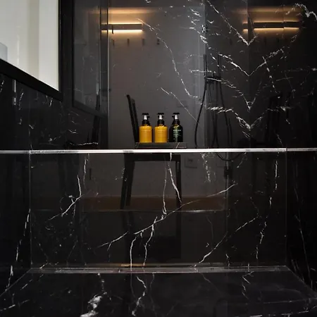 Luxury Attic With Jacuzzi In Navigli Διαμέρισμα Μιλάνο