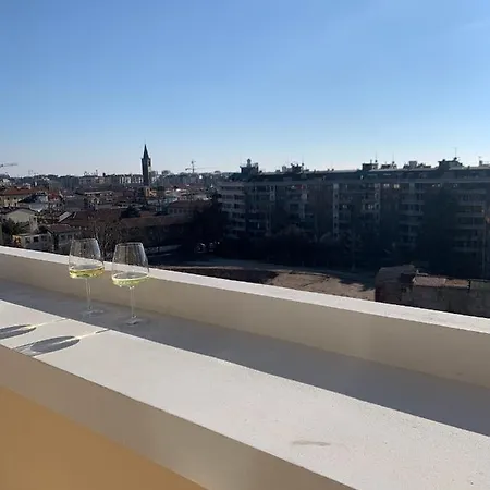 Appartement Conca9, Luxury Attic With Jacuzzi In Navigli
