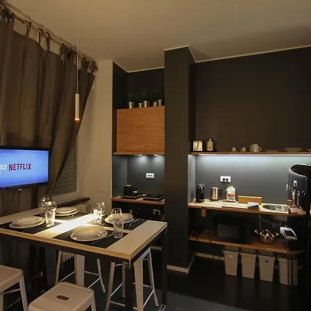 아파트 Stylish & Cosy House At Fair *