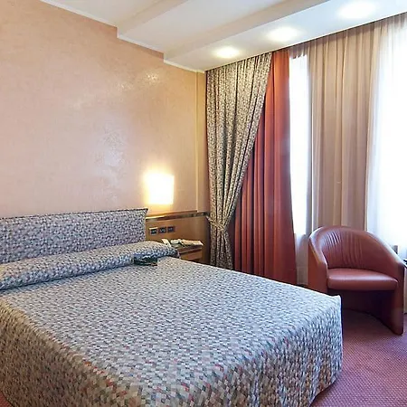 Michelangelo Hotel