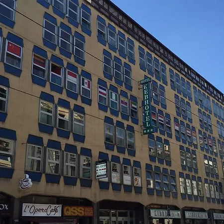 ホテル Vitruvio 3*