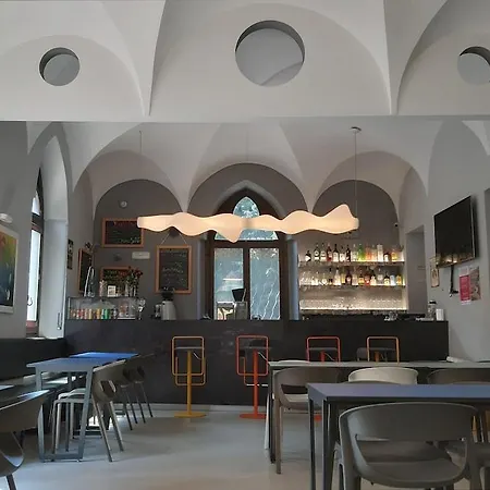 Babila & Bistrot Milán