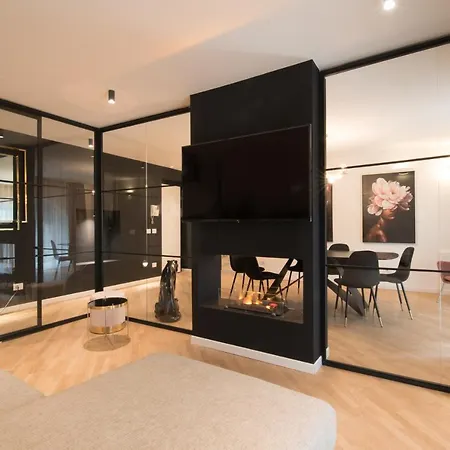 Apartament Brera Premium Near Duomo Wifi