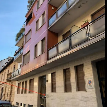 아파트 Stylish & Cosy House At Fair