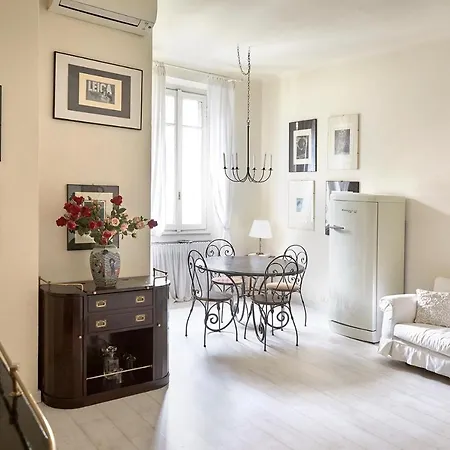 アパート Prestige Boutique Homes -arco Della Pace ミラノ