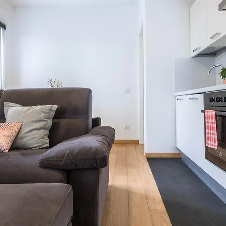 Joivy Superb Flat For 4 With Balcony Near Centrale Milánó