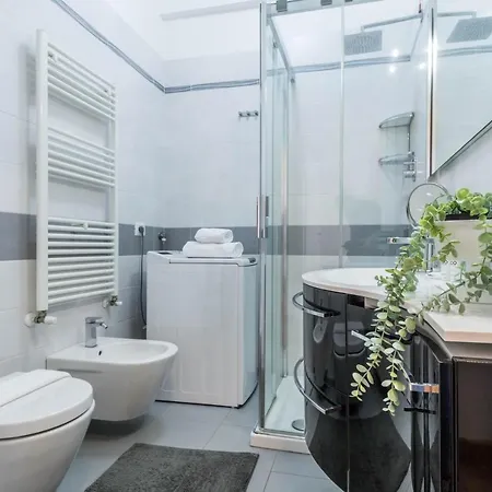Joivy Superb Flat For 4 With Balcony Near Centrale Milánó