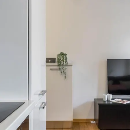 Joivy Superb Flat For 4 With Balcony Near Centrale Apartman Milánó