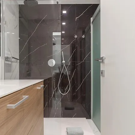 Apartament Downtown *