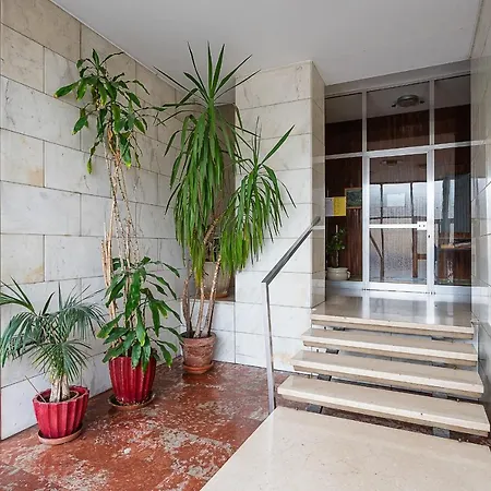 Hemeras Boutique Homes - Large In Citylife District Apartment