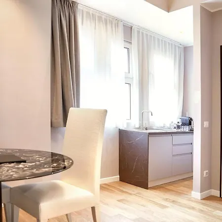Prestige Boutique -piazza Duomo Apartman