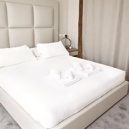 Apartman Prestige Boutique -piazza Duomo Milánó