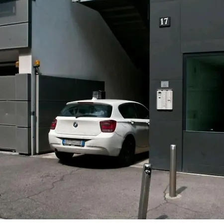 Vela Centro Con Garage