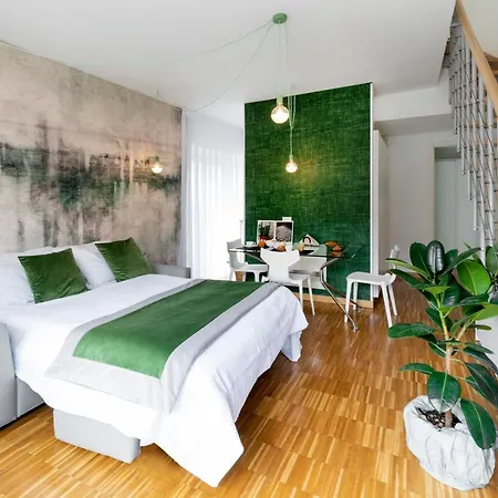 Vela Centro Con Garage * Milaan