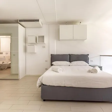 Guesthost - Elegant Loft With Balcony! 公寓 米兰