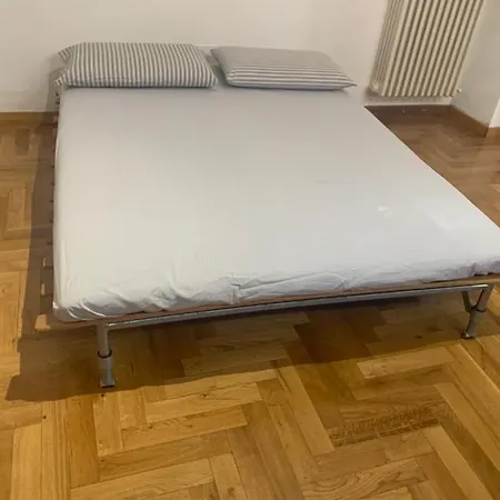 New Luxury Apartment, City Center * Milánó