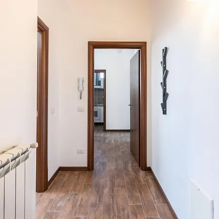 Apartment Alessia's Flat - Affori Milan