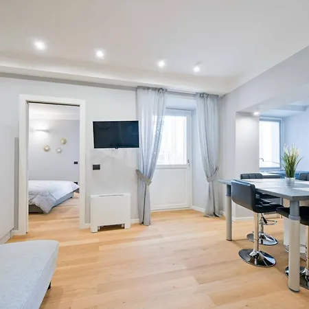 Porta Romana - Manzoni Apartment Milán
