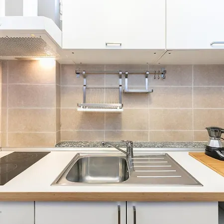 Alessia's Flat - Affori Apartment Milan