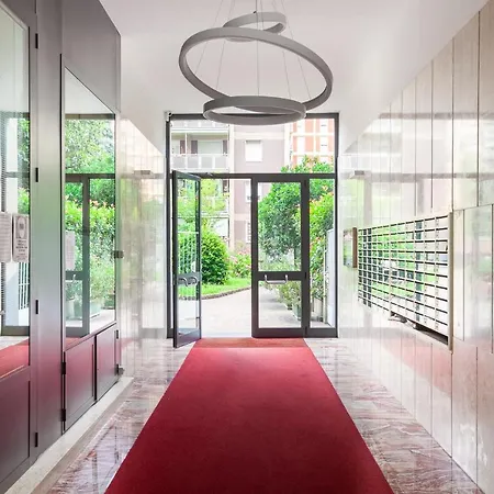 Spazioso - City Life - Fiera - Alcuino 5 Apartment Milan