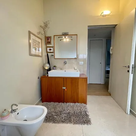 Mansarda A San Siro 아파트 밀라노