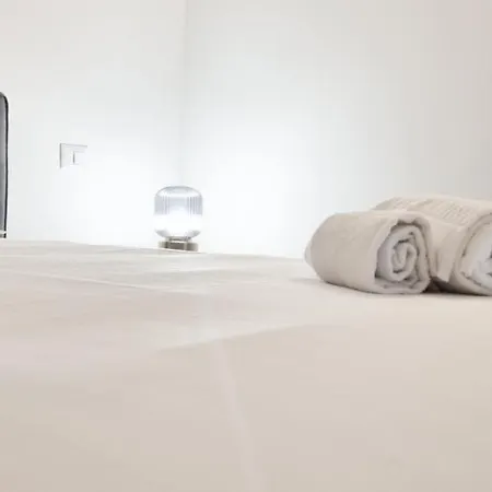 Altido Modern Loft, Easy Access To Centre ميلان