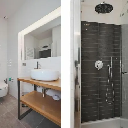 Palazzo Beltrade By Halldis Apartment Milan