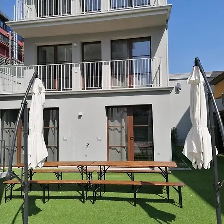 Villa Liberty In Zona Bovisa * Milánó