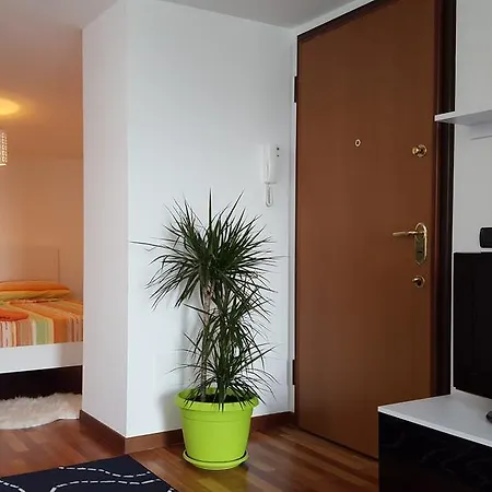 New Luxury Attic Santa Giulia Expo * ميلان