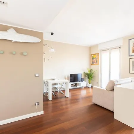 Apartament Rosselli 13