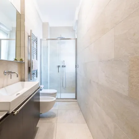 Apartament Rosselli 13 *