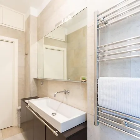 Apartament Rosselli 13