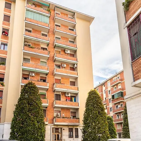 Rosselli 13 * Mediolan