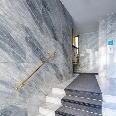 Apartament Rosselli 13 Mediolan