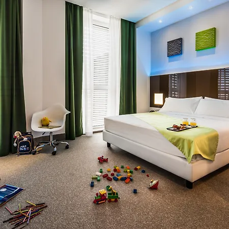 Hotel Degli Arcimboldi 4*