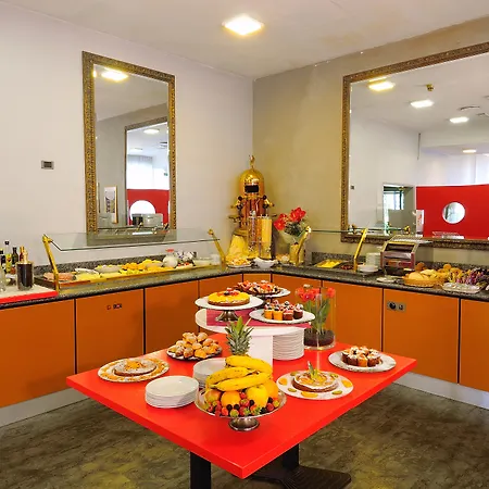 Hotel Ih Lorenteggio 4*