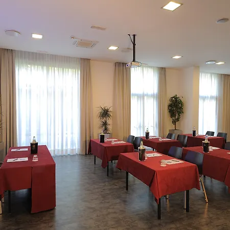 Hotel Ih Lorenteggio