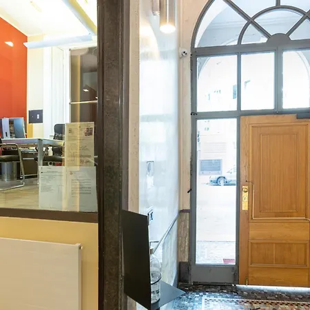 Aparthotel De La Gare 4*