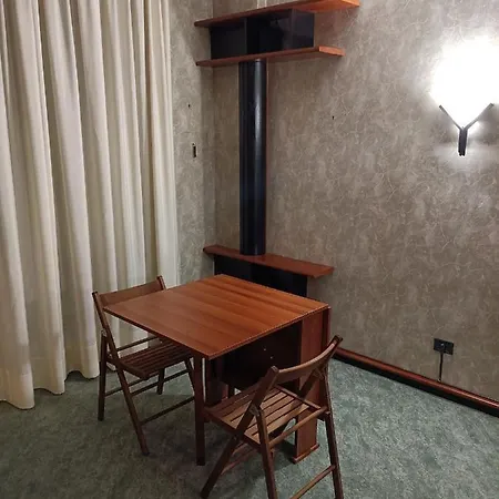 Apartmán Corvetto 16 - Elegant For 4 - Metro 5 Min - Duomo 10 Min