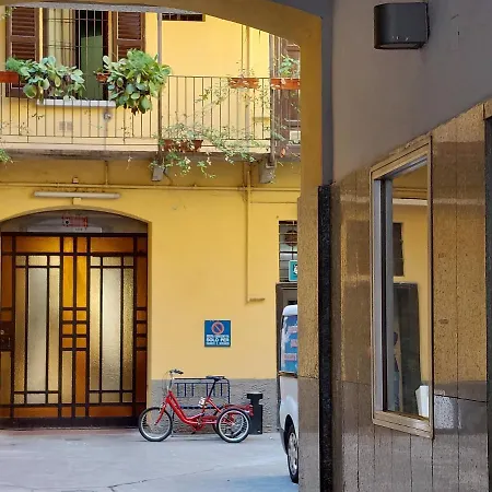 2 Via Fabio Mangone Milán