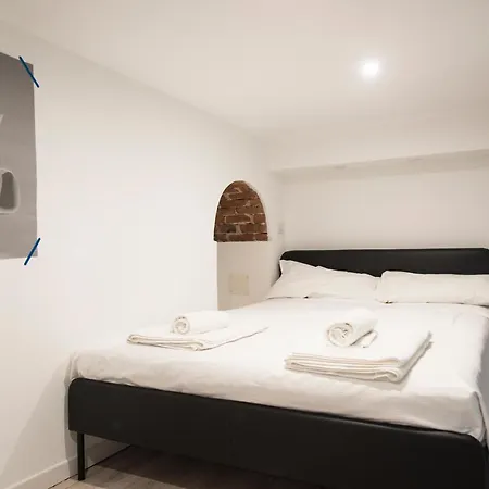 Youhosty - Pavia 7 Apartamento Milán