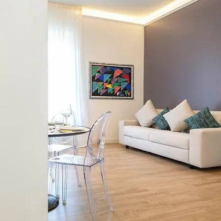 Heart Porta Romana Appartement *