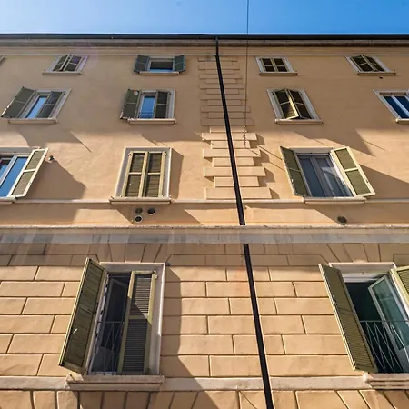 Brera Livings, Charming Flat Near Duomo * 밀라노