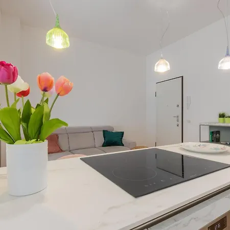 Apartman Design Premium In Center - Homeunity Milánó