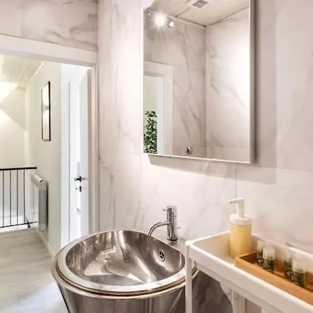 Appartamento Stupendo Duplex In Centro A Milano