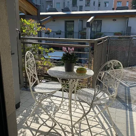 Lägenhet Casamartanavigli Milano