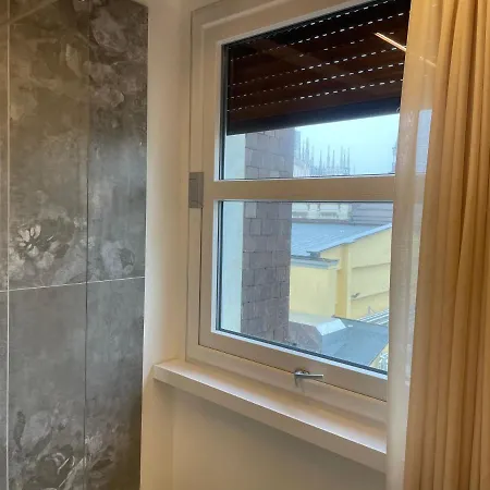 Enjoy Duomo - Flavio Baracchini 9 - Gasthof 4*